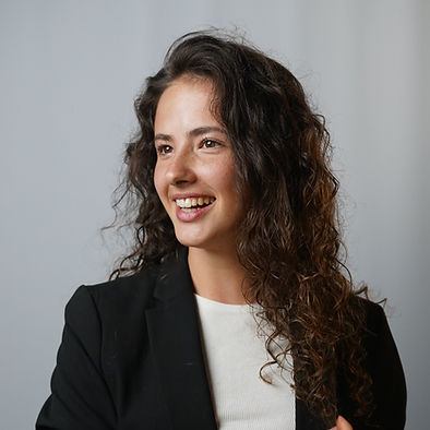 Carla DAVAILLEAU